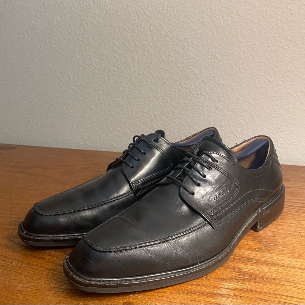 Ecco Laced Oxford
